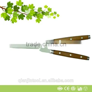 Wooden Handle Lopping and Hedge Gardern Shears thumbnail-2