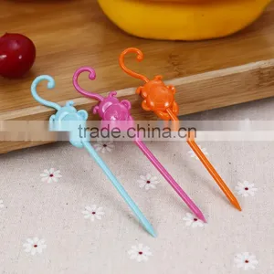 Factory Best Price ABS Colorful Disposable Top Quality Animal Mokey Shape Plastic Fruit Fork thumbnail-6
