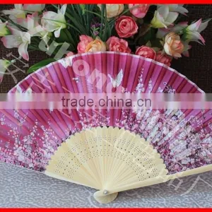 Beautiful Japanese Silk Foldable Fan thumbnail-2