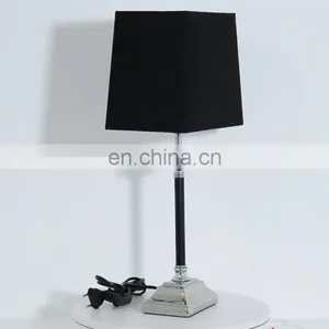 Europe New Design Table Light and Metal Table Lamp thumbnail-1