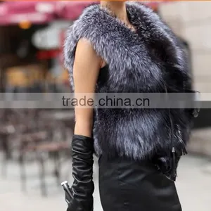 2016 Autumn and Winter Women Faux Fox Fur Vest thumbnail-3
