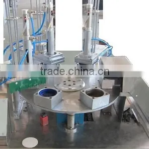 Cap Mat Inserting Machine thumbnail-1