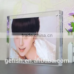 Clear Acrylic Magnet Photo Picture Frame thumbnail-2