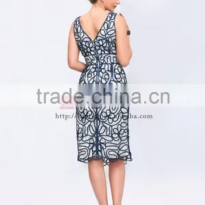 Sleeveless Knee-length V-neck Blue Lace Dresses thumbnail-3