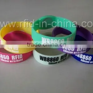 Hot Sale RFID Silicone Bracelets With Factory Price thumbnail-1