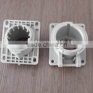 Custom-made Plastic Pipe Fitting Mould thumbnail-1