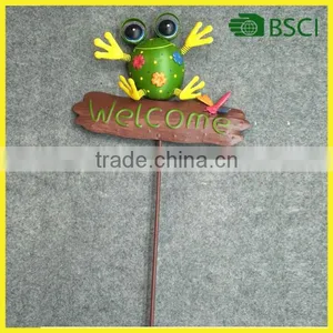 Cute Frog Garden Stake Wrought Iron Metal Material With A Welcome Sign For Garden Decoration thumbnail-1