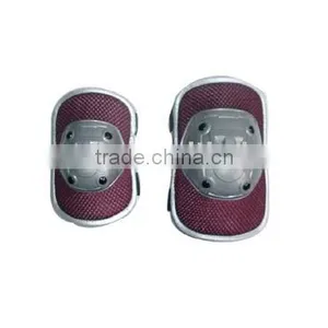 Knee Pad thumbnail-1