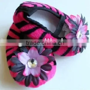 Hot Selling Hot Pink Zebra Baby Shoes With 2"daisy Flower/ Flat Baby Crib Shoes thumbnail-1