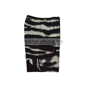 Cool Design Men's Vintage Print Relaxation Boardshorts thumbnail-3