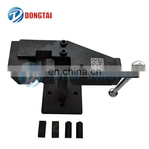 Manufacturer Supply No,002(3)COMMON RAIL INJECTOR SUPPORT for Tractor thumbnail-2