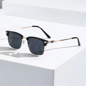 Wholesale Classic UV400 Protection Summer Sunglasses for Men Oval Frame Driving Eyewear for Women Youth Retro Shades Metal Frame Eyewear thumbnail-2