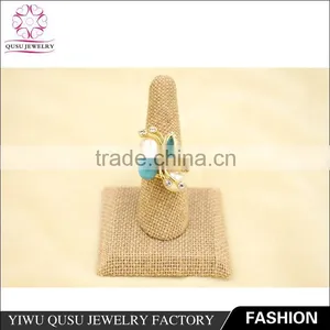 2015 New Products Gpld Plated Ring With Two Pcs Imitation Pearls and Two Sapphire Plastic Beads thumbnail-1