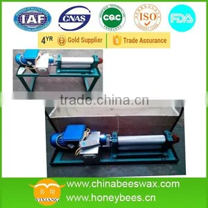 Beeswax Foundation Machine - Manual Operation thumbnail-5