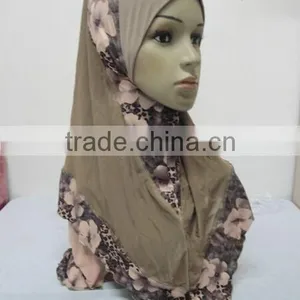 H281 New Style One Piece Hijab With Prints thumbnail-3