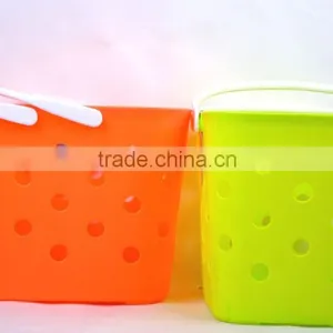 Handle Plastic Laundry Basket thumbnail-3