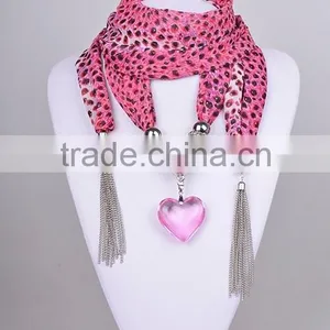 2016 New Collections Heart Shaped Pendant Jeweled Shawls Scarves thumbnail-4