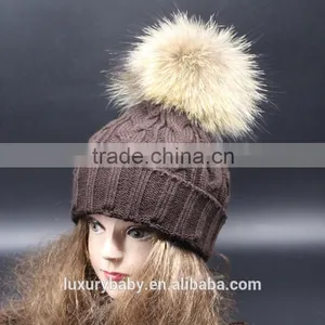 18 CM Big Raccoon Fur Pompom Woman Crochet Hats thumbnail-1