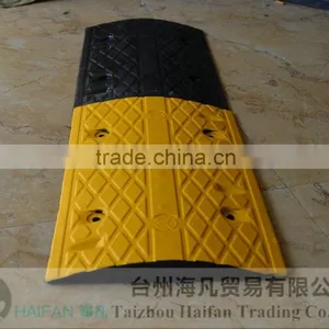 1000*350*50mm Durable Reflective Speed Hump for Crossroads/High Quality Hot Sell Rubber Speed Bump Used in Intersection thumbnail-2