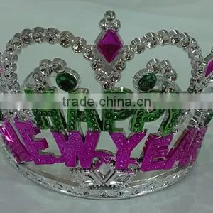 Plastic Crown With Light thumbnail-4
