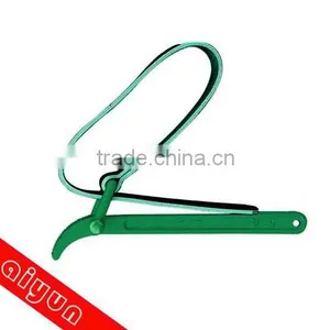 Oil Filter Wrench thumbnail-1