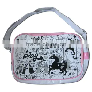 2013 White Beautiful pu Leather Hand Bag Printed English Letter thumbnail-1