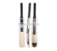 English Willow Cricket Bat thumbnail-1