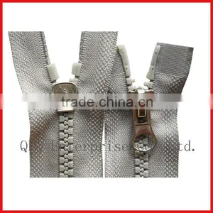 Plastic Finished Zipper With Two Sliders thumbnail-1