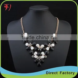 Big Pendant Personality Necklace Women Jewelry Hot Sales thumbnail-1