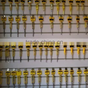 China Manufacture Offer Free Sample Long Life Neon Light Voltage Tester Pen Screwdriver Type Tester thumbnail-3