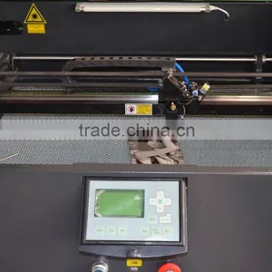 2016 New Designed Desktop Laser Engraving Machine With CE,FDA Certification of Dowell thumbnail-6