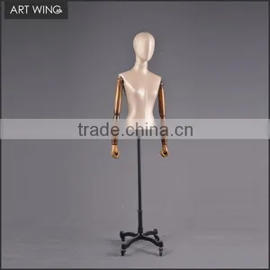 Display Dummy Model thumbnail-3