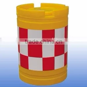 International Standard Road Barrier by Thermoforming Plastic Process thumbnail-1