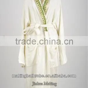 Top Hotel Cheap White and Simple Breathable Cool Towel Material Bathrobe thumbnail-1