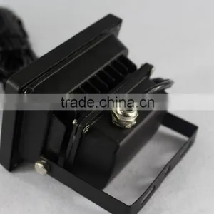 Low Price High Quality Energy Saving Portable Solar Led Flood Light for Camping or Garden thumbnail-4