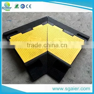Cable Protector Corner (45 Degree) Bend Corner Cable Ramp 4 Channel thumbnail-4