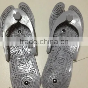 Foldable Nude Massage Slippers Traveling Slipper thumbnail-4