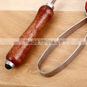 Wooden Handle Round Head Good Quality Stainless Steel Vegetable and Fruit Peeler thumbnail-2