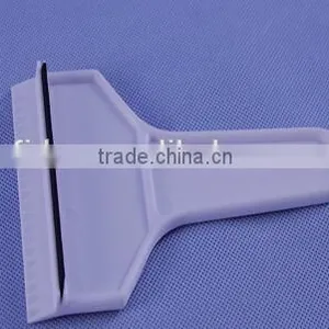 Custom Promotional Ice Scrapers With Plastic Material and Water Blade for Window Cleaning thumbnail-1
