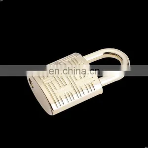 Song A SA3999 Light Gold Color Customized Engraved Letters Handbags Lock, Customized Lock With Key thumbnail-3