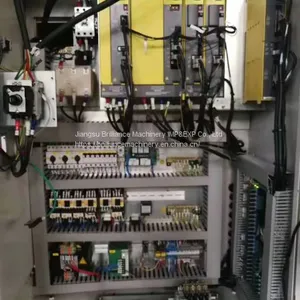 Taiwan YIPC YTM-763 Drilling & Tapping Center thumbnail-3