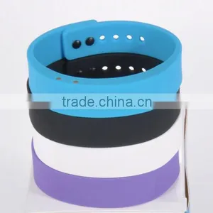 2015 New Smart Watch i7 Cyband Smartband Bluetooth 4.0 Smart Wristband Waterproof Fuelband Fitbit Flex thumbnail-3