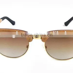Custom Made Wood Sunglasses thumbnail-3