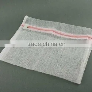 Mesh Laundry Bag With Zipper thumbnail-1