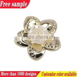 Vivid Plastic Flower Shoe Decoration thumbnail-1