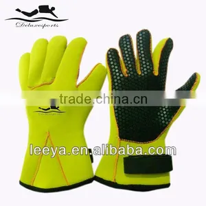 Fluo Color Diving Gloves Football Net Palm Gloves for Divers thumbnail-1