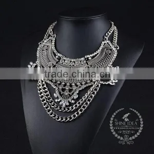 High Quality Vintage Rhinestone Chunky Statement Necklace Tin Alloy Fashion Women Pendant Necklace 6390106 thumbnail-3