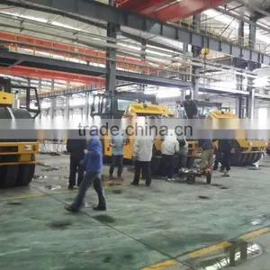 LDR210H Combination Tyre Vibratory Roller thumbnail-5