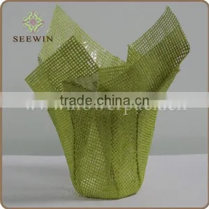 Paper Mesh Decorative Pot Covers and Flower Arrangement thumbnail-1