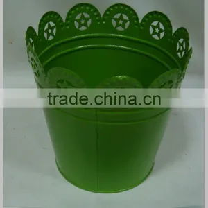 Green Tin Pot thumbnail-1